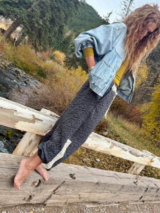 TAKE ME HOME QUILTED Jogger Pants   PoL