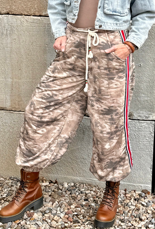 CAMO COUNTRY JOGGERS Pants   PoL